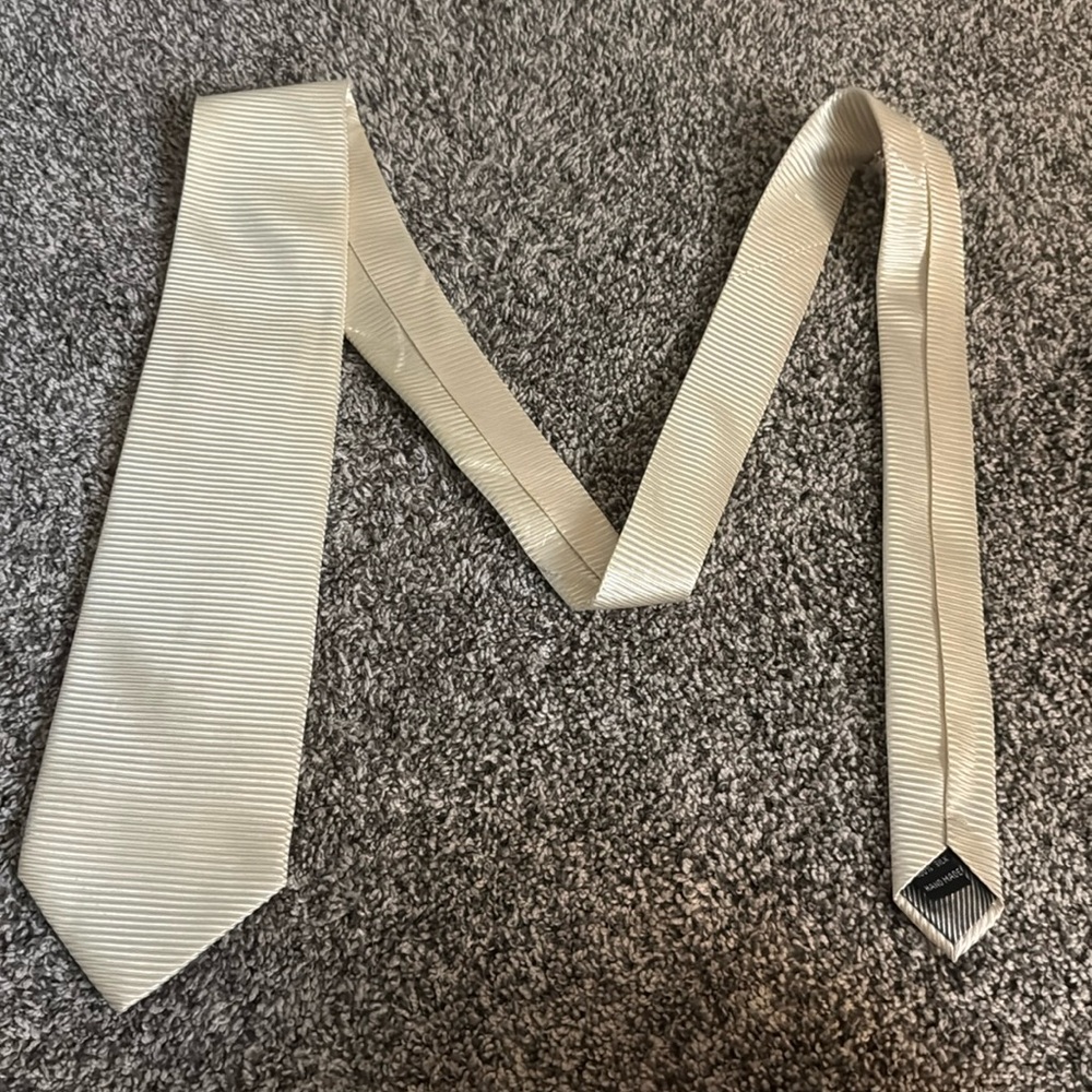 Tie Rack London Cream Striped Textured Men’s Neck Tie 100% Silk